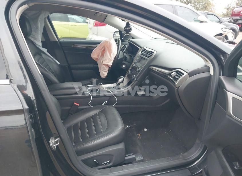 Photo 5 of 2013 Ford Fusion SE (VIN 3FA6P0HR1DR280564)