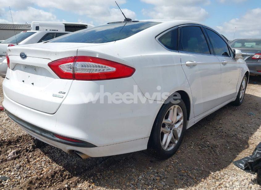 Photo 4 of 2013 Ford Fusion SE (VIN 3FA6P0HR1DR286767)