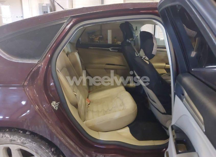 Photo 8 of 2013 Ford Fusion SE (VIN 3FA6P0HR1DR290253)