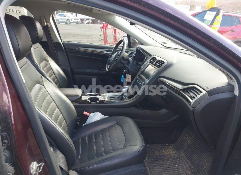 Photo 5 of 2013 Ford Fusion SE (VIN 3FA6P0HR1DR316916)