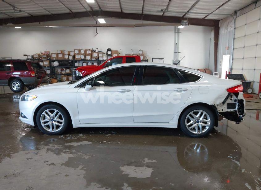 Photo 15 of 2013 Ford Fusion SE (VIN 3FA6P0HR1DR317287)