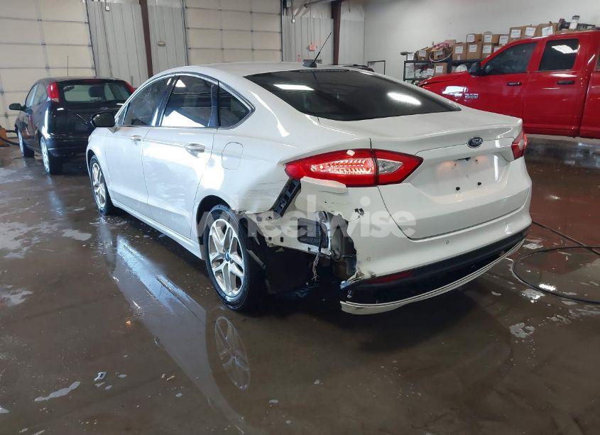 Photo 3 of 2013 Ford Fusion SE (VIN 3FA6P0HR1DR317287)