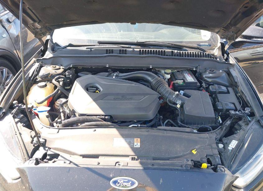 Photo 10 of 2013 Ford Fusion SE (VIN 3FA6P0HR1DR323607)