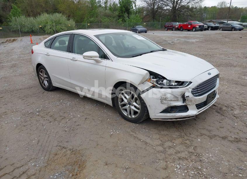 2013 Ford Fusion SE (VIN 3FA6P0HR1DR375805) main photo