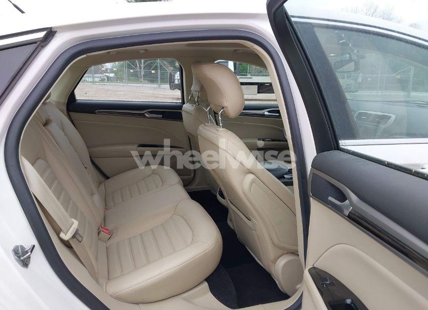 Photo 8 of 2013 Ford Fusion SE (VIN 3FA6P0HR1DR375805)