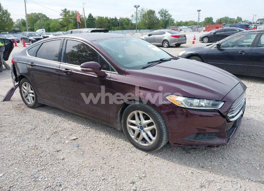 2013 Ford Fusion SE (VIN 3FA6P0HR2DR117289) main photo