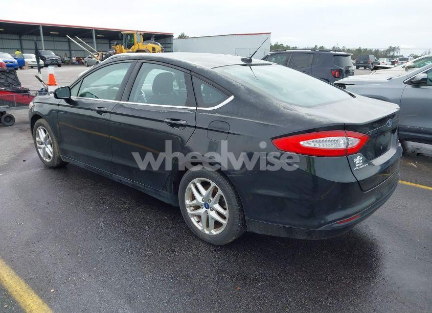 Photo 3 of 2013 Ford Fusion SE (VIN 3FA6P0HR2DR150096)