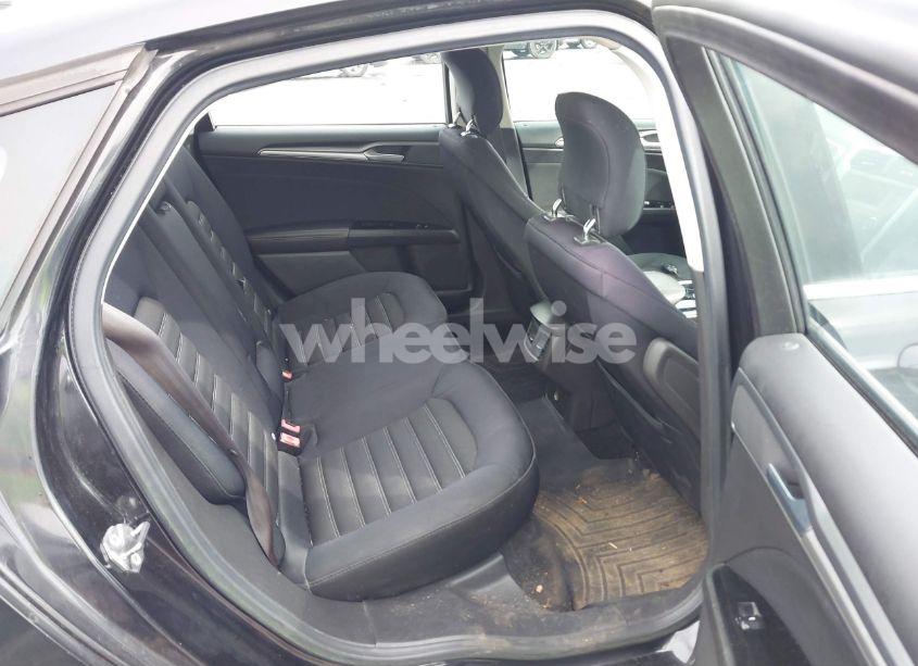 Photo 8 of 2013 Ford Fusion SE (VIN 3FA6P0HR2DR150096)