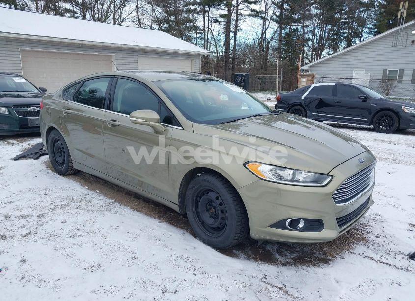 2013 Ford Fusion SE (VIN 3FA6P0HR2DR161650) main photo