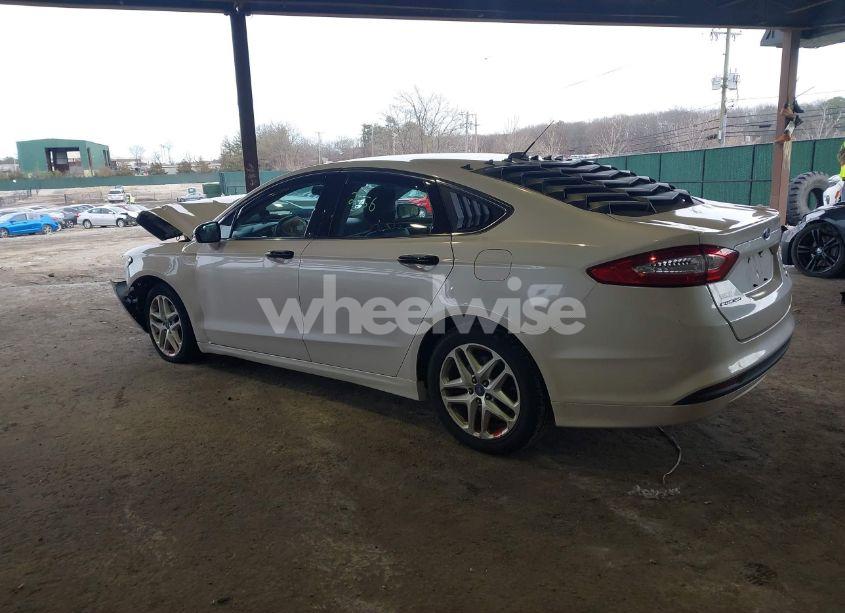 Photo 3 of 2013 Ford Fusion SE (VIN 3FA6P0HR2DR162216)