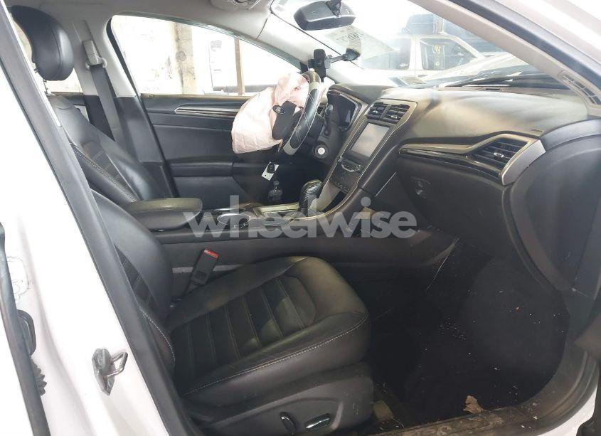 Photo 5 of 2013 Ford Fusion SE (VIN 3FA6P0HR2DR162216)