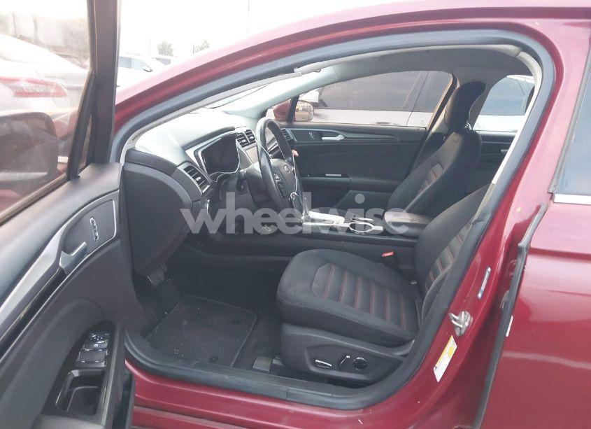 Photo 5 of 2013 Ford Fusion SE (VIN 3FA6P0HR2DR163866)