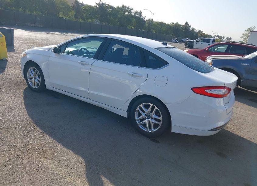 Photo 3 of 2013 Ford Fusion SE (VIN 3FA6P0HR2DR165522)