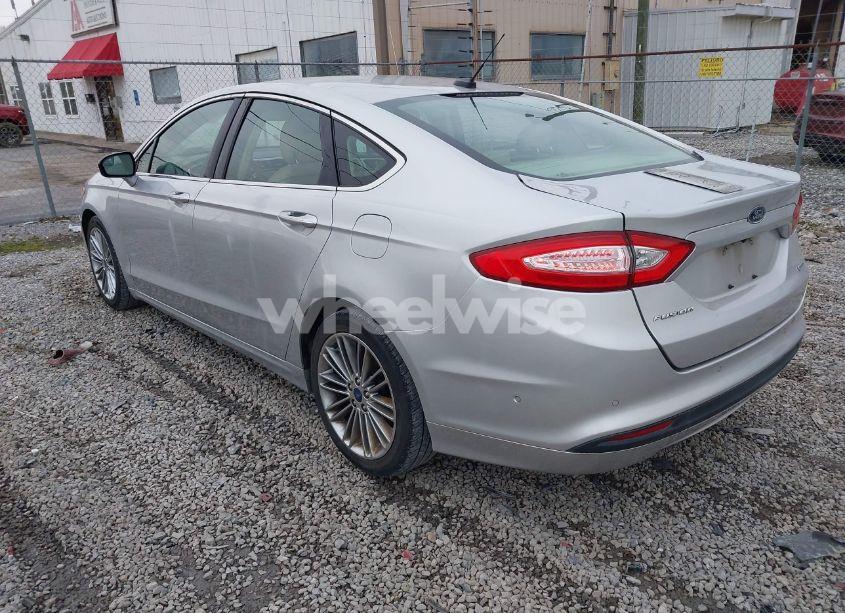 Photo 3 of 2013 Ford Fusion SE (VIN 3FA6P0HR2DR188685)