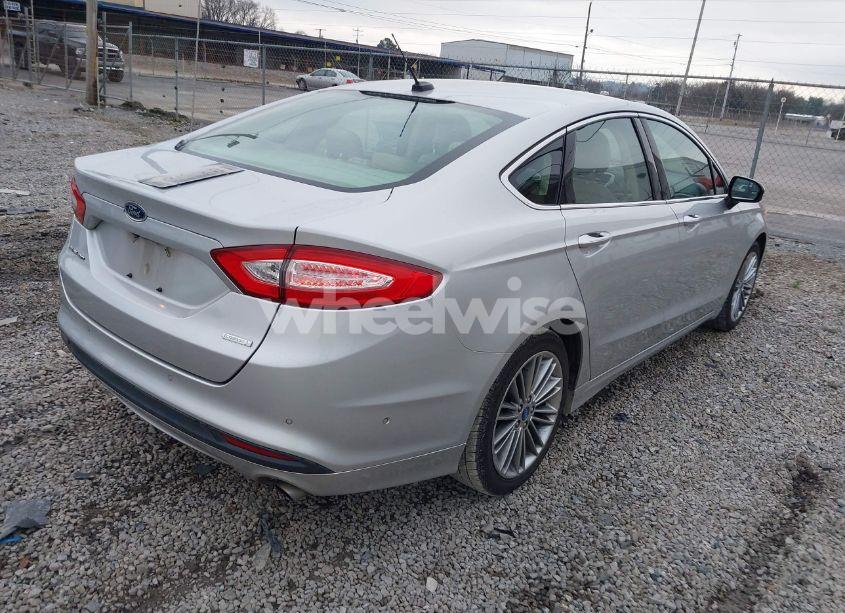 Photo 4 of 2013 Ford Fusion SE (VIN 3FA6P0HR2DR188685)