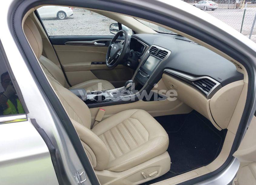 Photo 5 of 2013 Ford Fusion SE (VIN 3FA6P0HR2DR188685)