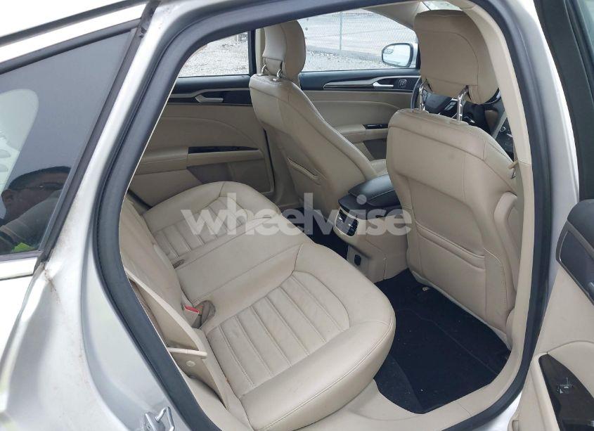 Photo 8 of 2013 Ford Fusion SE (VIN 3FA6P0HR2DR188685)