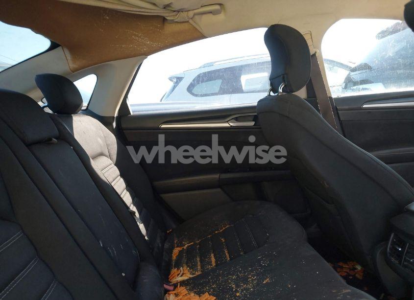 Photo 8 of 2013 Ford Fusion SE (VIN 3FA6P0HR2DR202973)