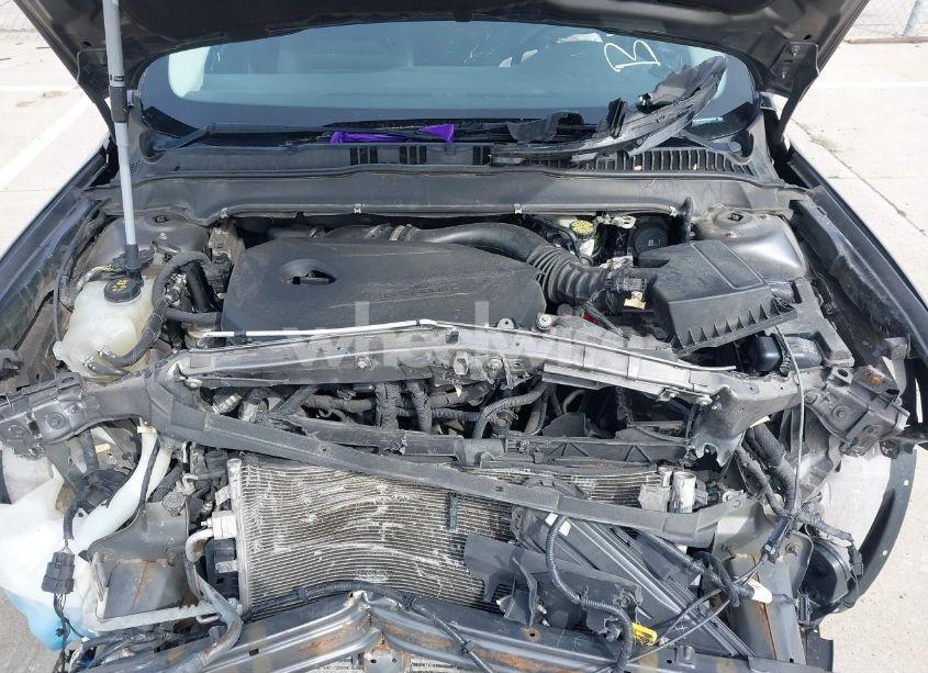 Photo 10 of 2013 Ford Fusion SE (VIN 3FA6P0HR2DR250053)