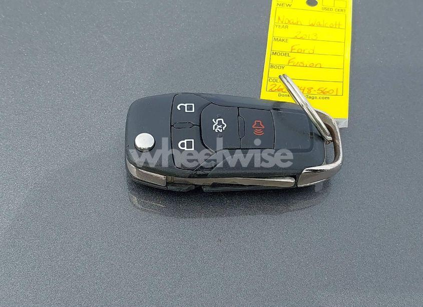 Photo 11 of 2013 Ford Fusion SE (VIN 3FA6P0HR2DR250053)