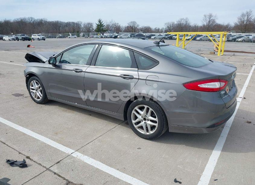 Photo 3 of 2013 Ford Fusion SE (VIN 3FA6P0HR2DR250053)