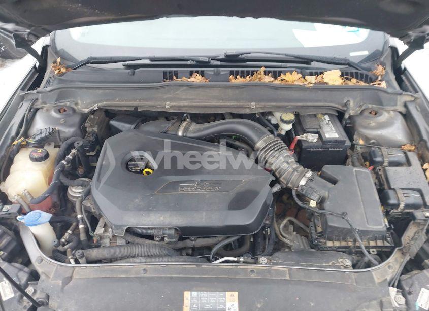 Photo 10 of 2013 Ford Fusion SE (VIN 3FA6P0HR2DR258668)