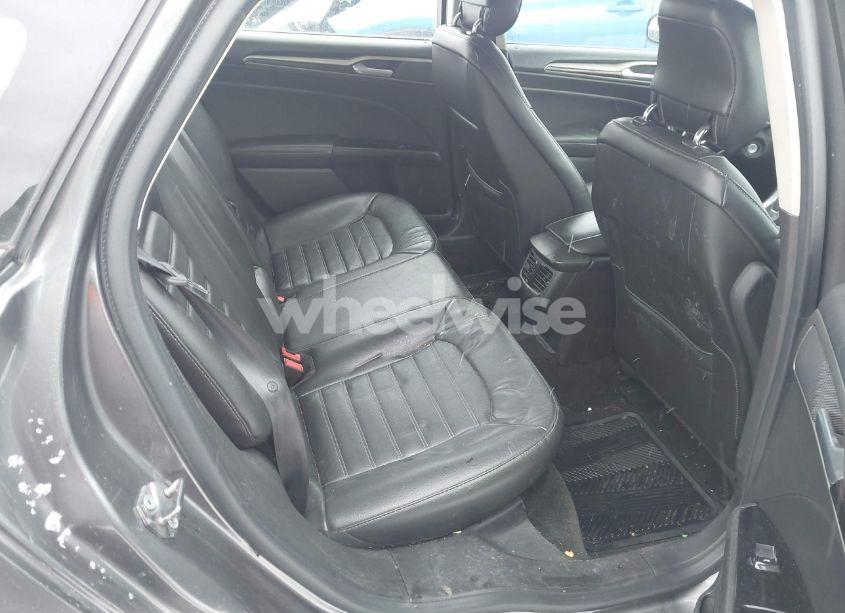 Photo 8 of 2013 Ford Fusion SE (VIN 3FA6P0HR2DR258668)