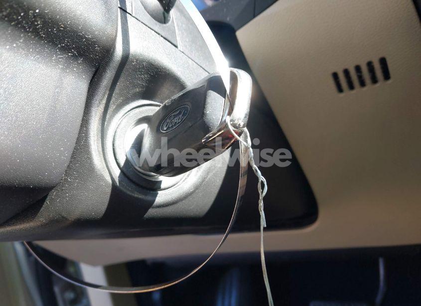 Photo 11 of 2013 Ford Fusion SE (VIN 3FA6P0HR2DR268097)