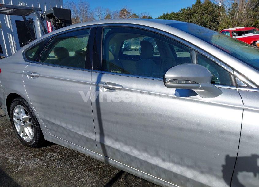 Photo 13 of 2013 Ford Fusion SE (VIN 3FA6P0HR2DR268097)