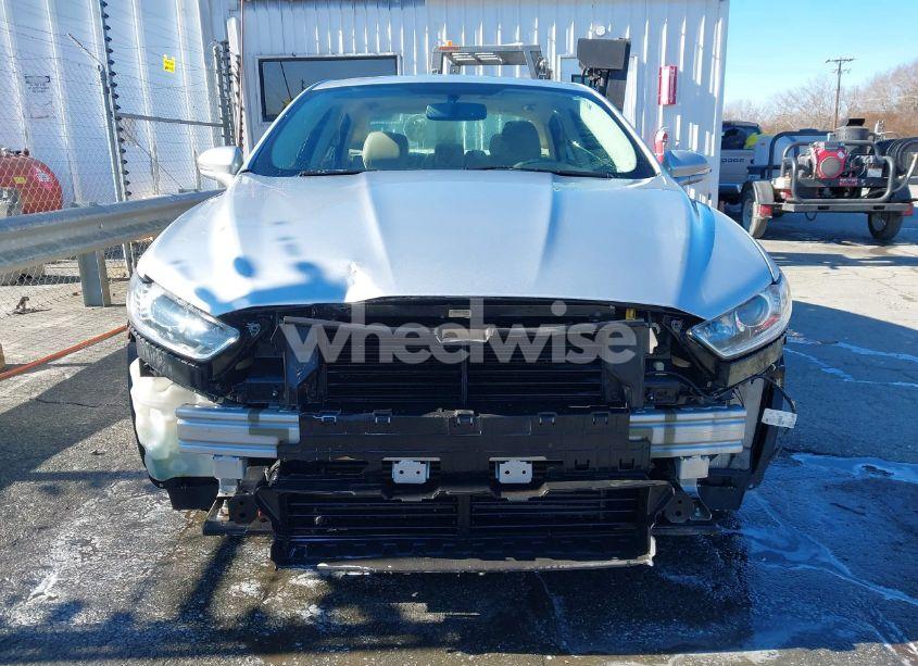 Photo 6 of 2013 Ford Fusion SE (VIN 3FA6P0HR2DR268097)