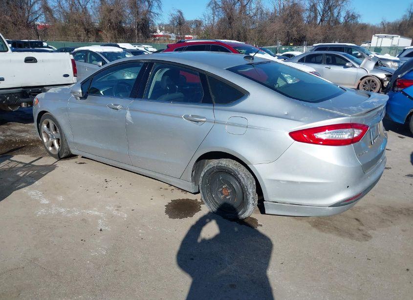 Photo 3 of 2013 Ford Fusion SE (VIN 3FA6P0HR2DR271114)