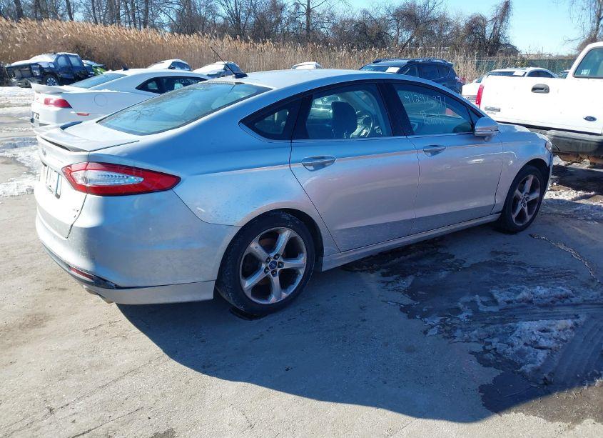 Photo 4 of 2013 Ford Fusion SE (VIN 3FA6P0HR2DR271114)