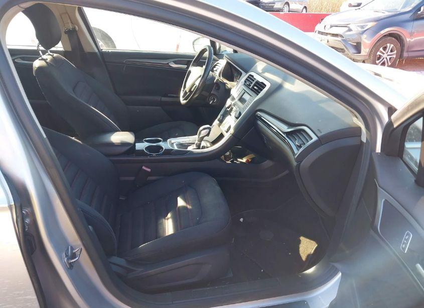 Photo 5 of 2013 Ford Fusion SE (VIN 3FA6P0HR2DR271114)