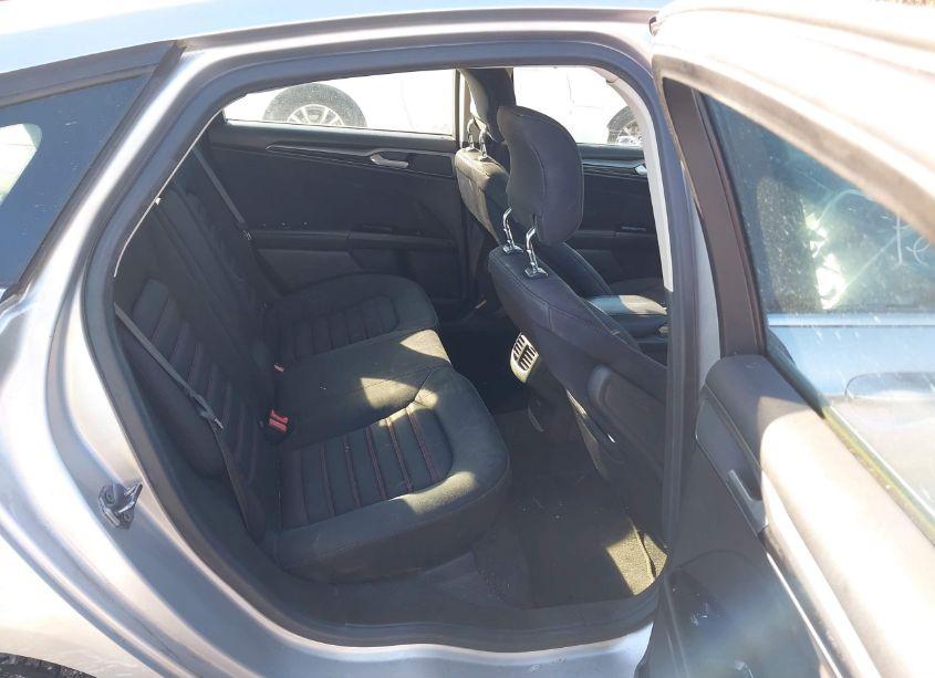 Photo 8 of 2013 Ford Fusion SE (VIN 3FA6P0HR2DR271114)