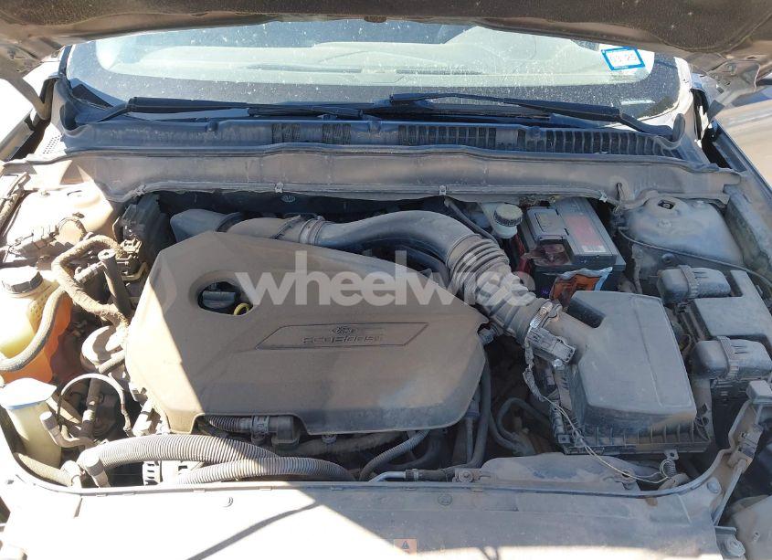 Photo 10 of 2013 Ford Fusion SE (VIN 3FA6P0HR2DR278659)