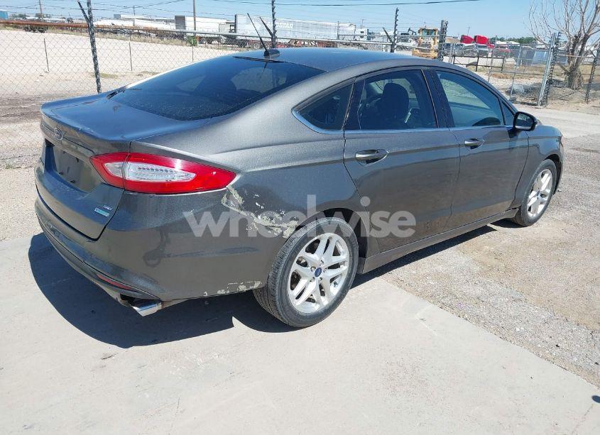 Photo 4 of 2013 Ford Fusion SE (VIN 3FA6P0HR2DR278659)