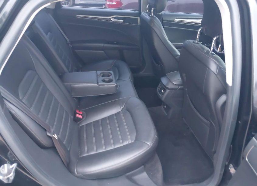 Photo 8 of 2013 Ford Fusion SE (VIN 3FA6P0HR2DR301549)