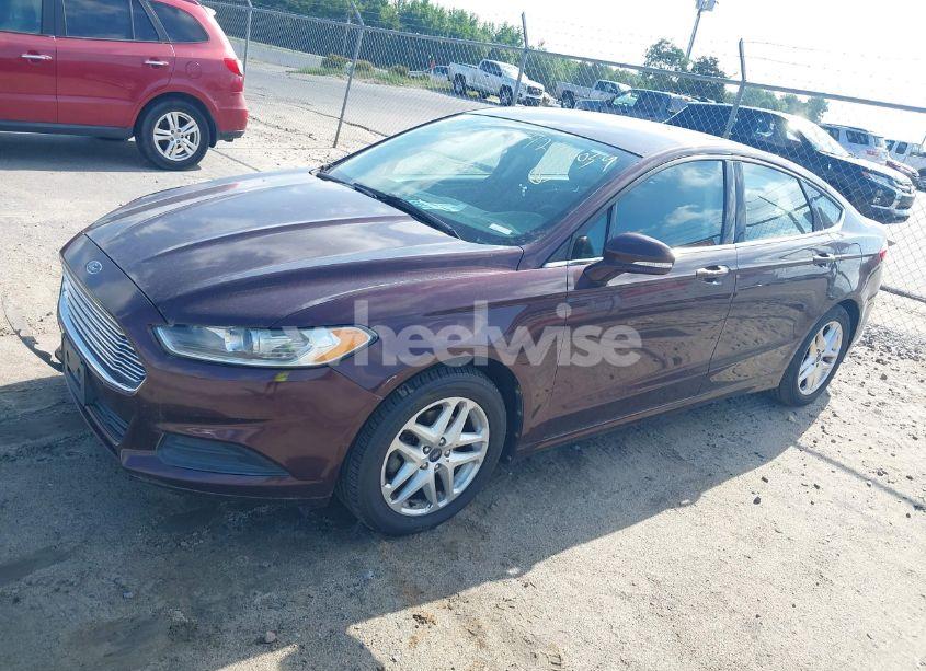 Photo 2 of 2013 Ford Fusion SE (VIN 3FA6P0HR2DR312390)