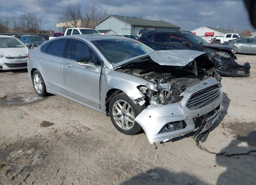 2013 Ford Fusion SE (VIN 3FA6P0HR2DR356163) main photo