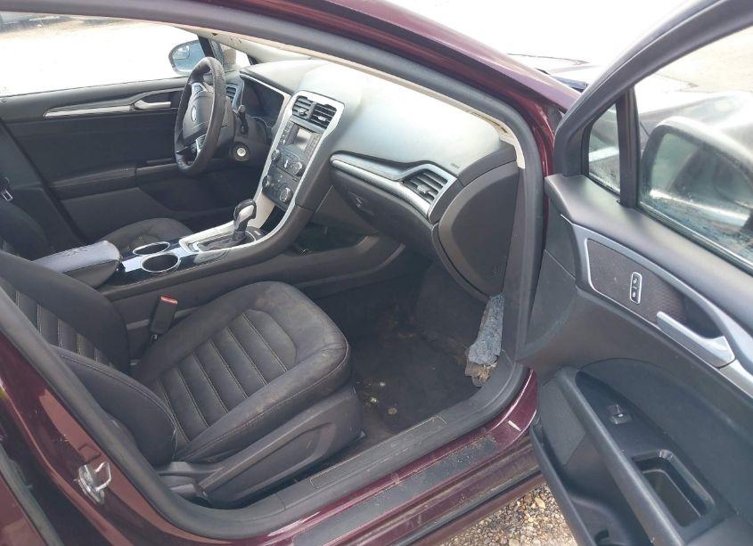 Photo 5 of 2013 Ford Fusion SE (VIN 3FA6P0HR2DR367180)