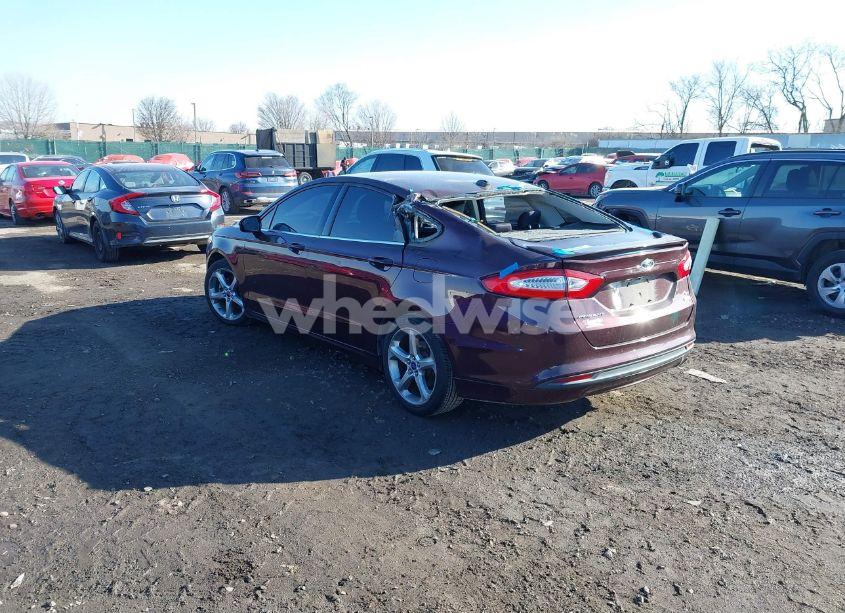 Photo 3 of 2013 Ford Fusion SE (VIN 3FA6P0HR2DR381676)