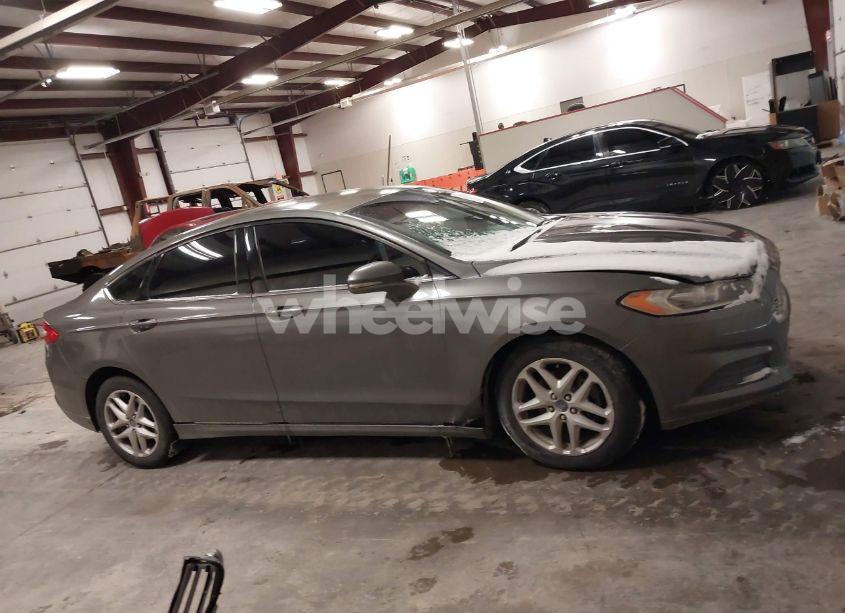 Photo 13 of 2013 Ford Fusion SE (VIN 3FA6P0HR2DR387753)