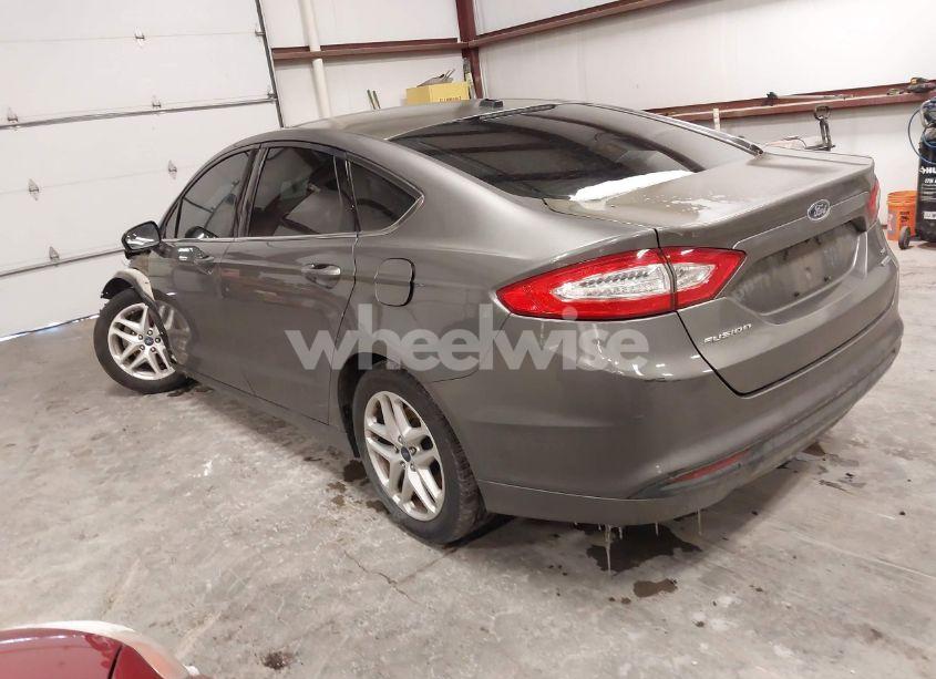 Photo 3 of 2013 Ford Fusion SE (VIN 3FA6P0HR2DR387753)
