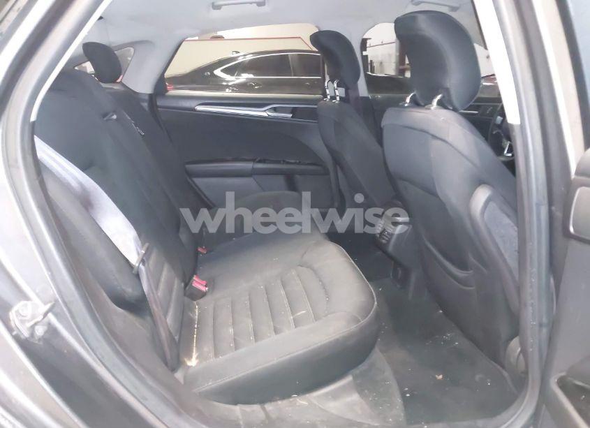 Photo 8 of 2013 Ford Fusion SE (VIN 3FA6P0HR2DR387753)