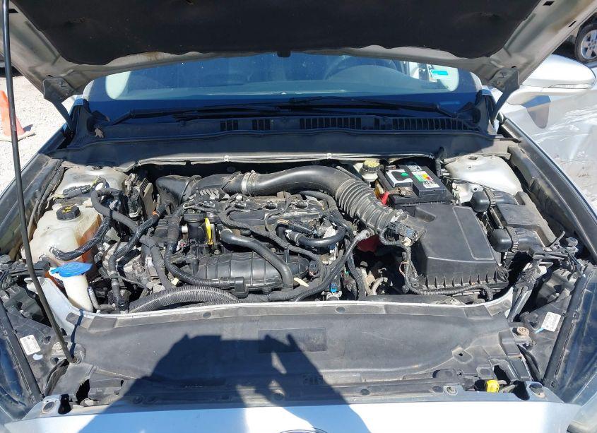 Photo 10 of 2013 Ford Fusion SE (VIN 3FA6P0HR2DR388014)