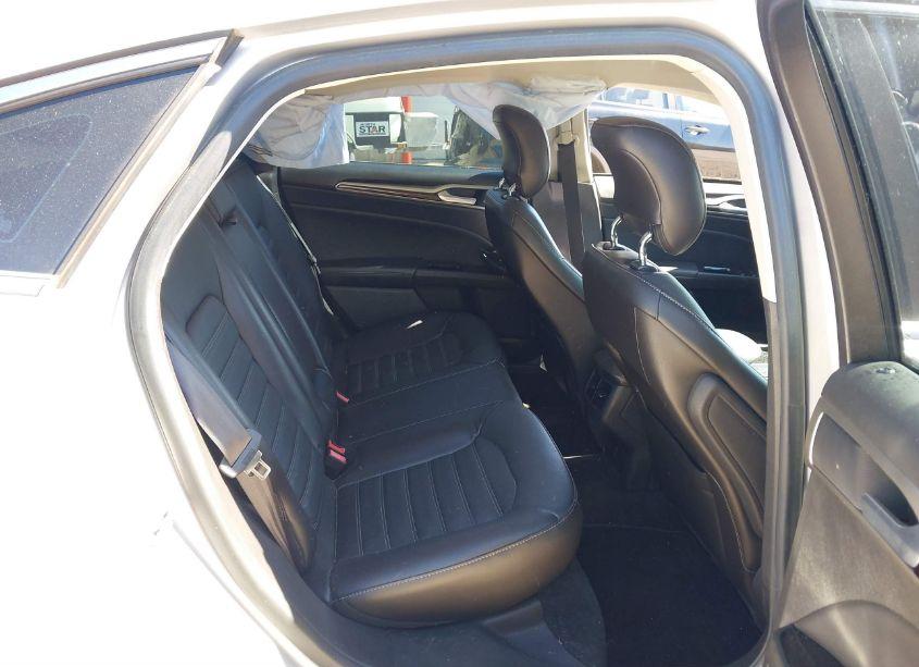 Photo 8 of 2013 Ford Fusion SE (VIN 3FA6P0HR2DR388014)