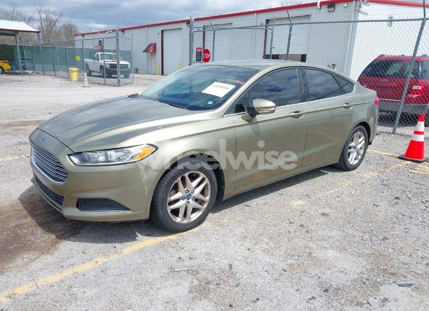 Photo 2 of 2013 Ford Fusion SE (VIN 3FA6P0HR3DR103482)