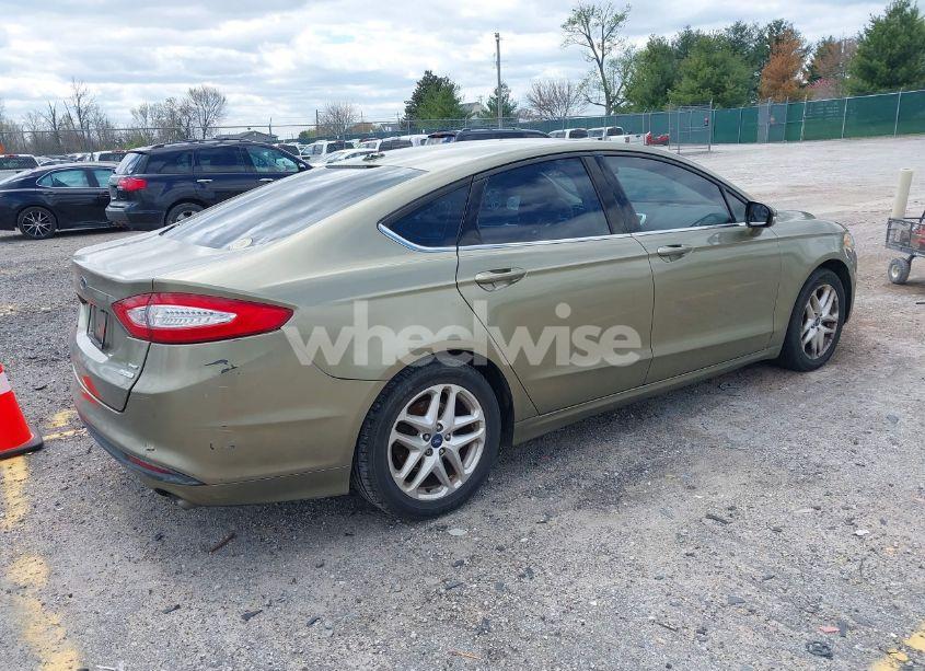 Photo 4 of 2013 Ford Fusion SE (VIN 3FA6P0HR3DR103482)