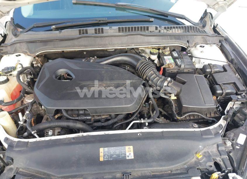 Photo 10 of 2013 Ford Fusion SE (VIN 3FA6P0HR3DR130858)