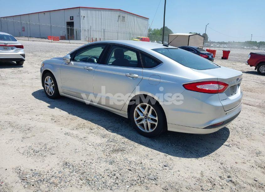 Photo 3 of 2013 Ford Fusion SE (VIN 3FA6P0HR3DR131573)